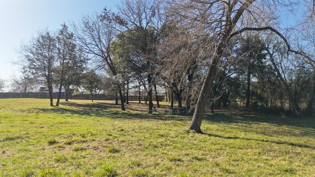 1.18 acres in Kaufman County gallery image 2