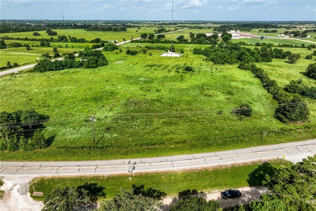 1.4 acres in Waller County - photo 4