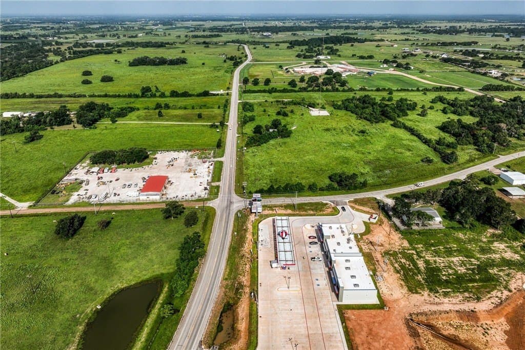 1.4 acres in Waller County - photo 14