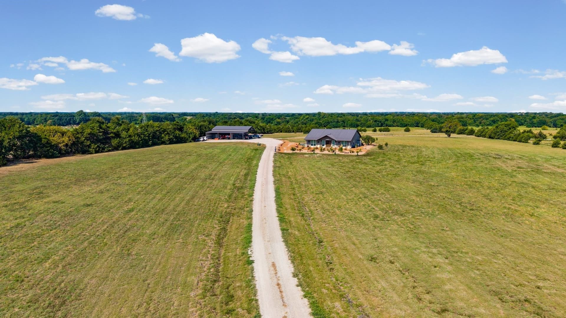 102.28 acres in Hunt County - photo 2