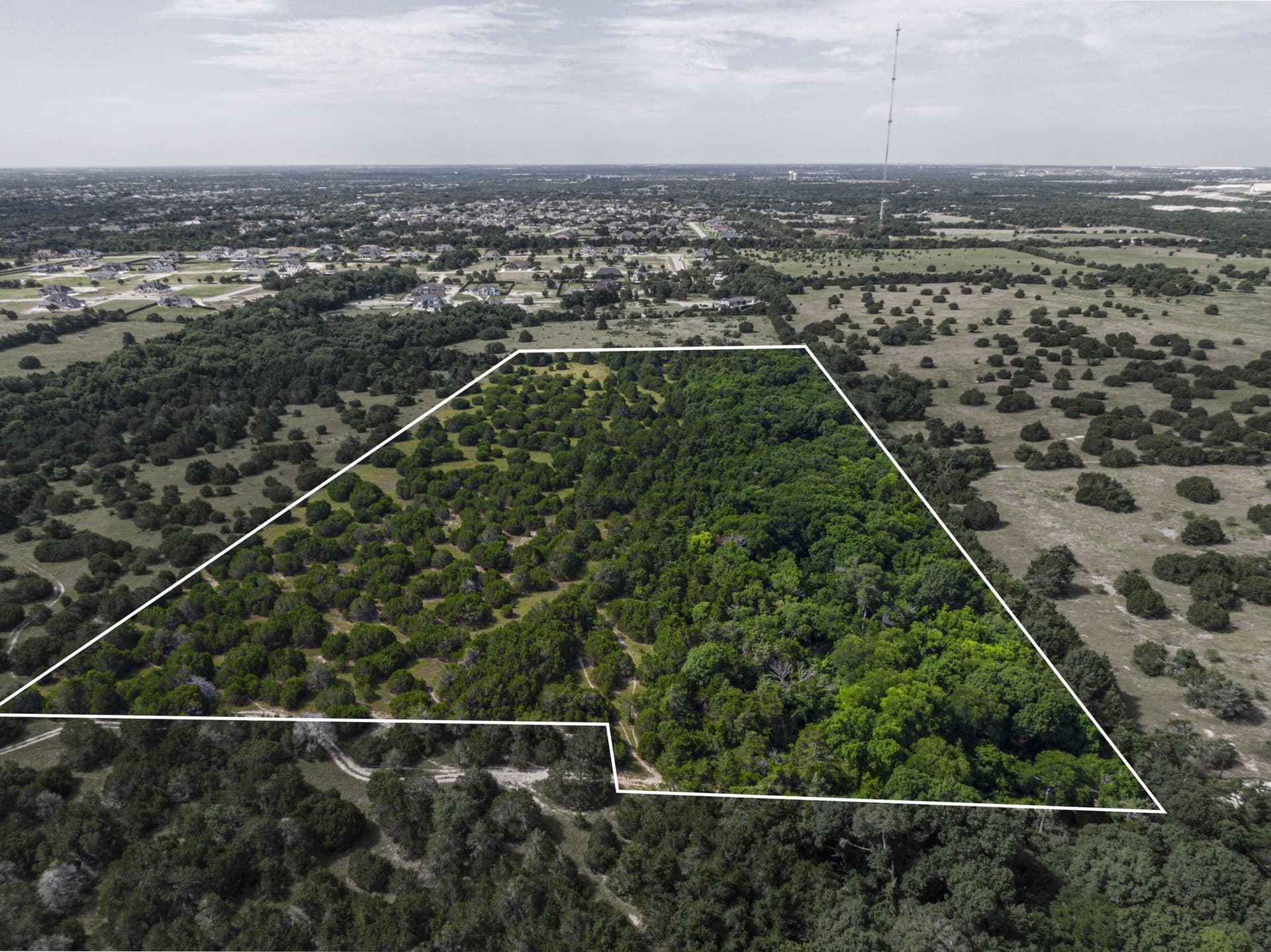 21.28 acres in Ellis County - photo 4