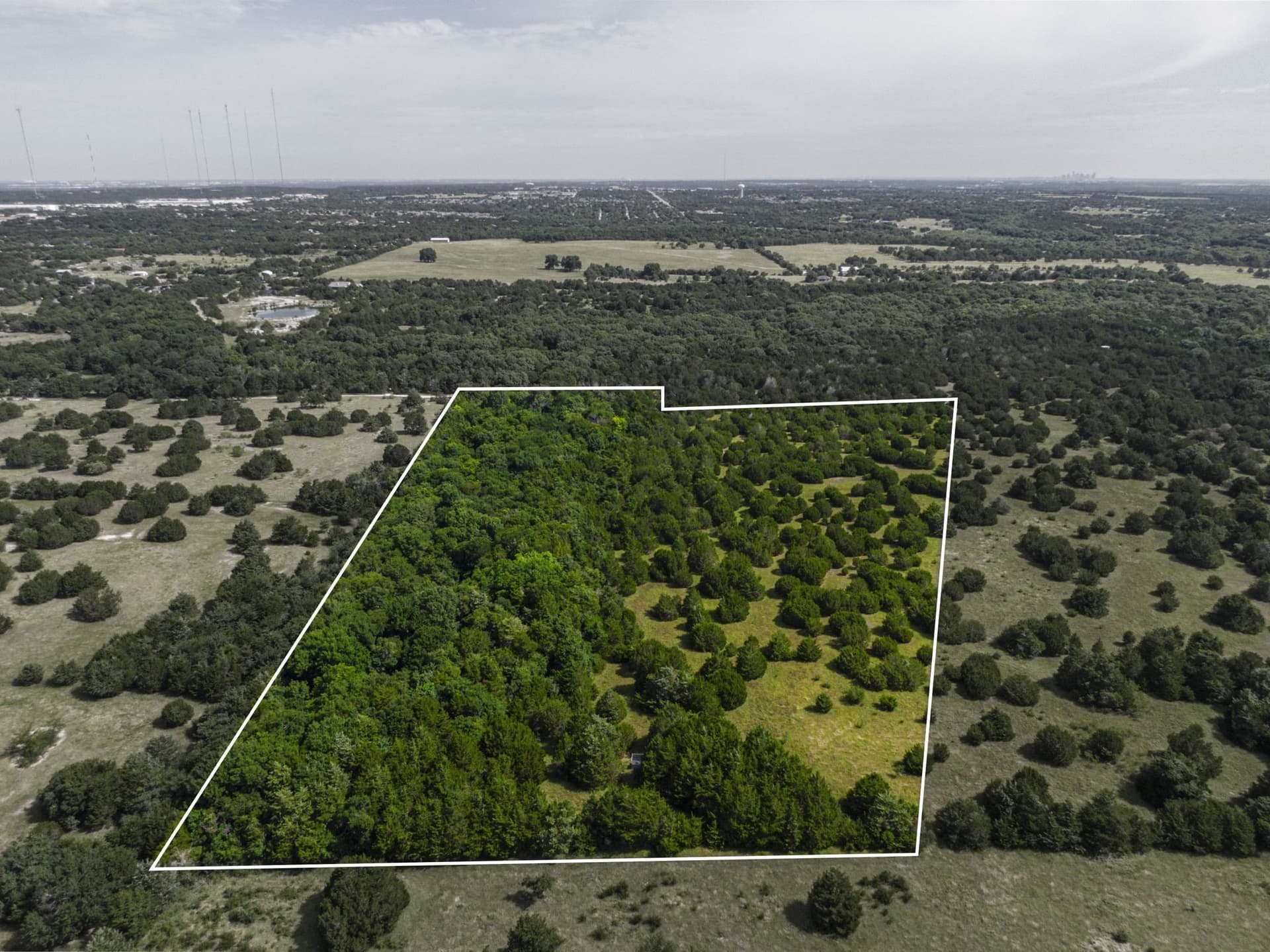 21.28 acres in Ellis County - photo 3