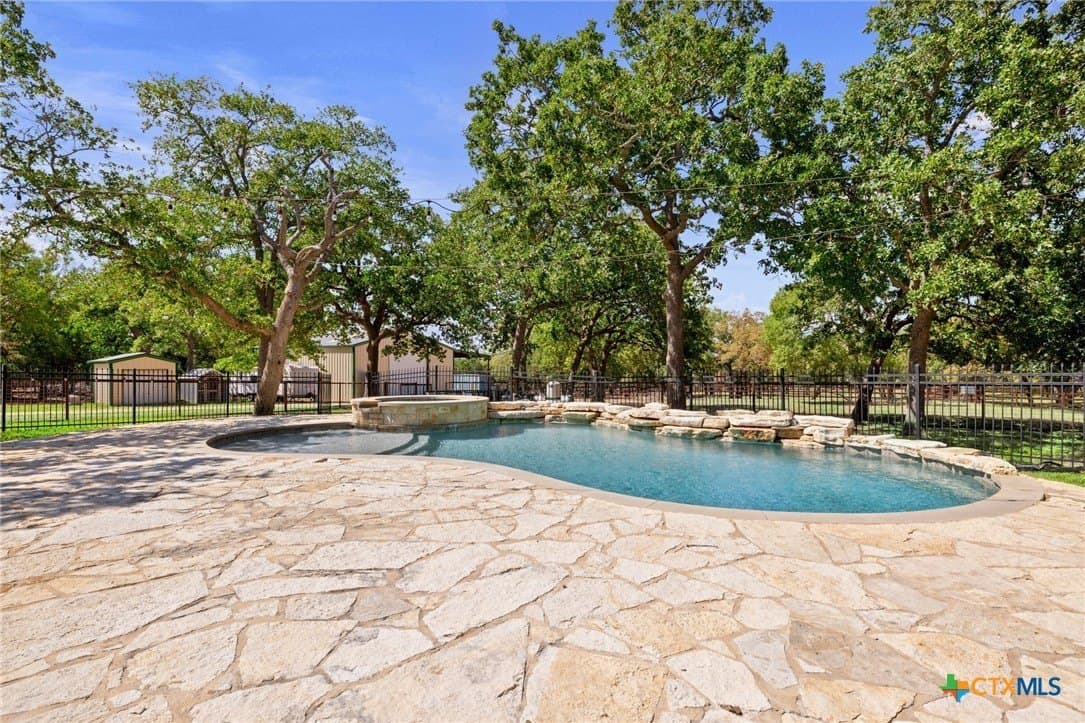 21.56 acres in Williamson County - photo 39
