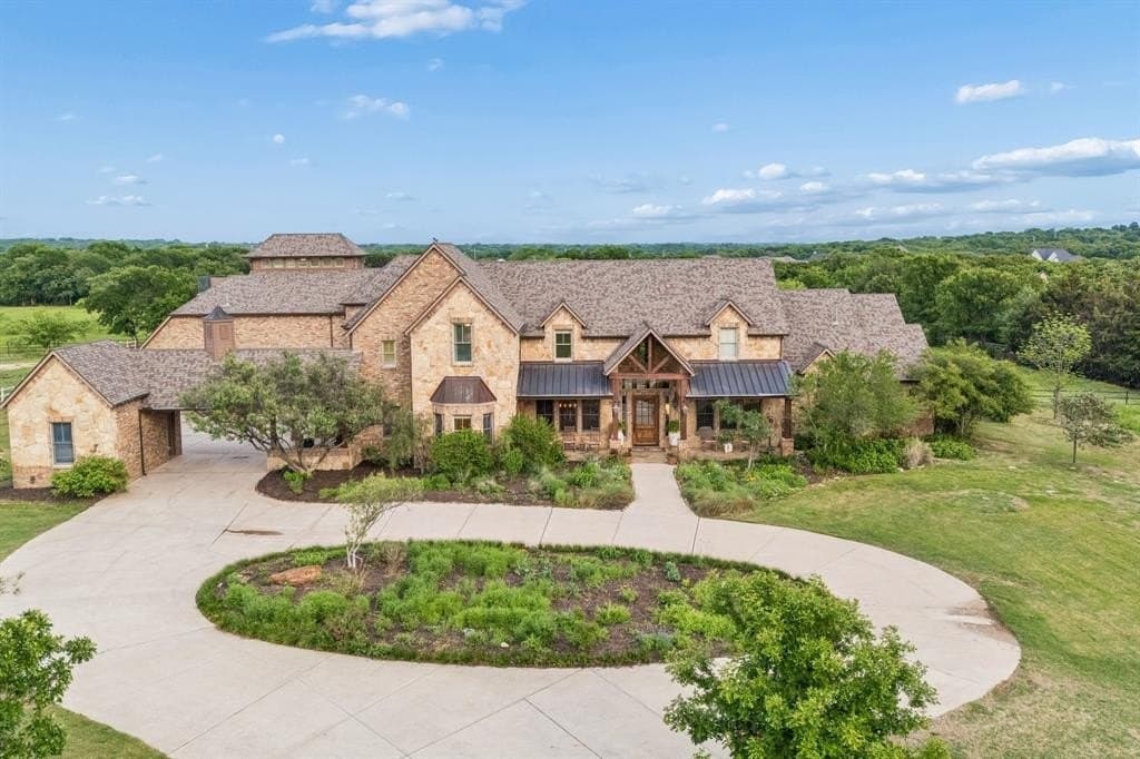 10 acres in Denton County