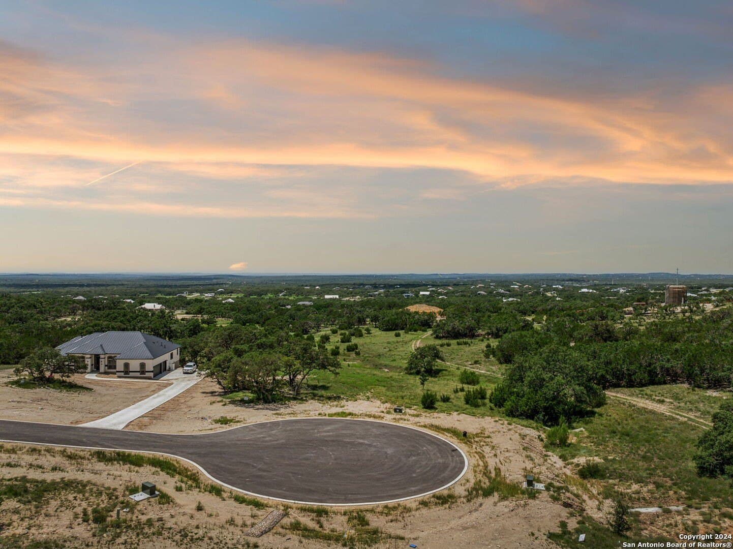 1.02 acres in Comal County gallery image 2