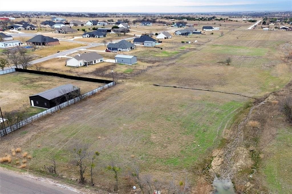 3.93 acres in Johnson County gallery image 3