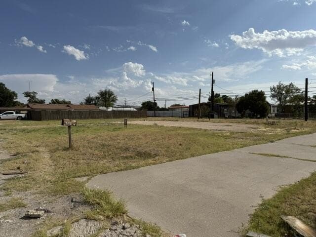 0.4 acres in Winkler County - photo 3