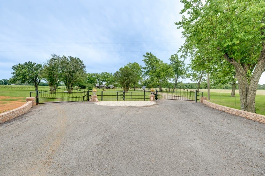 45 acres in ANDERSON County gallery image 2