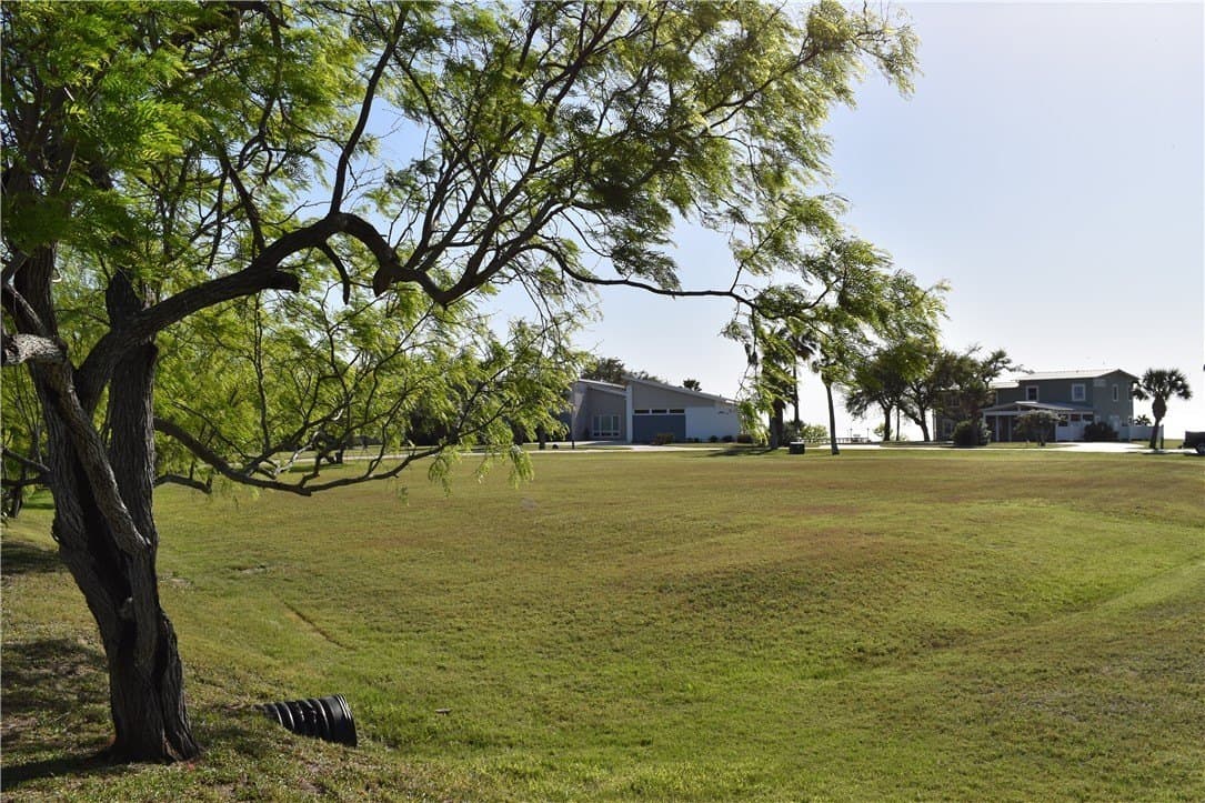 0.79 acres in Aransas County - photo 23