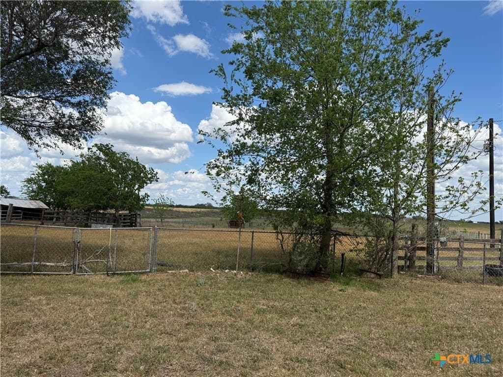 53 acres in Lavaca County featured view