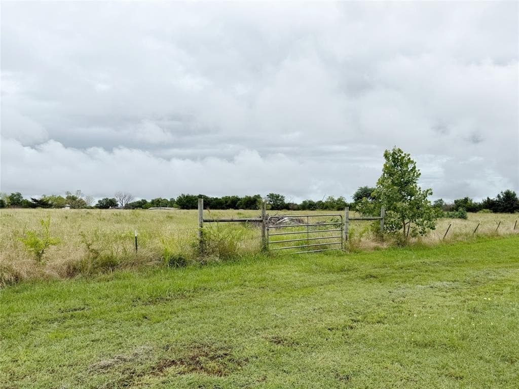 10.98 acres in Hunt County gallery image 4