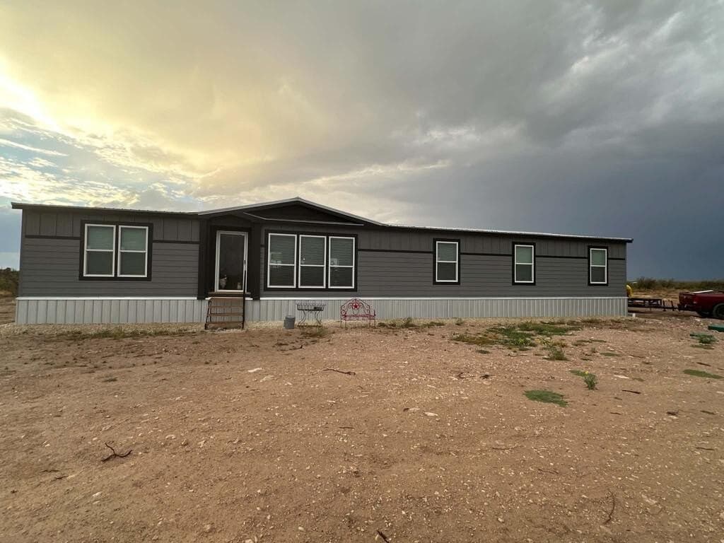 10 acres in Pecos County