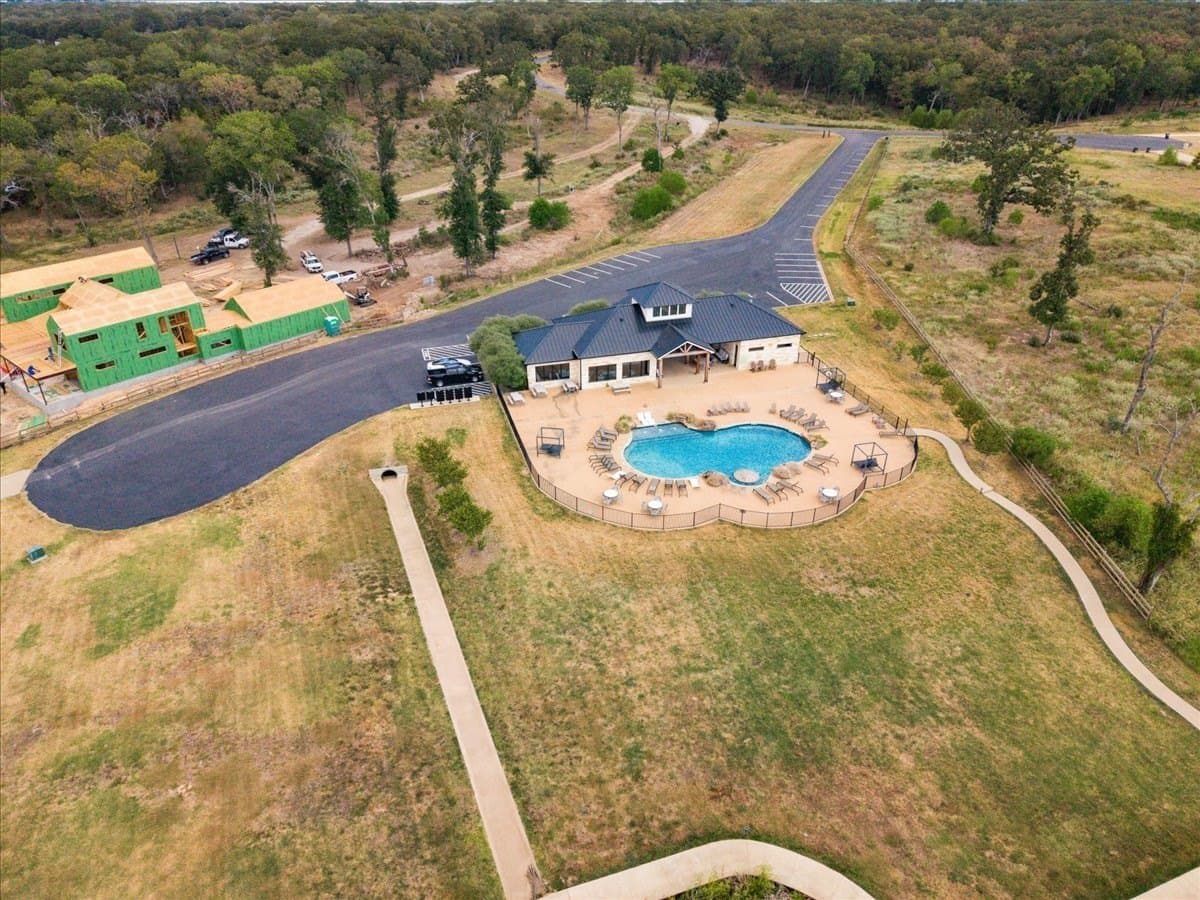5.91 acres in Henderson County - photo 9