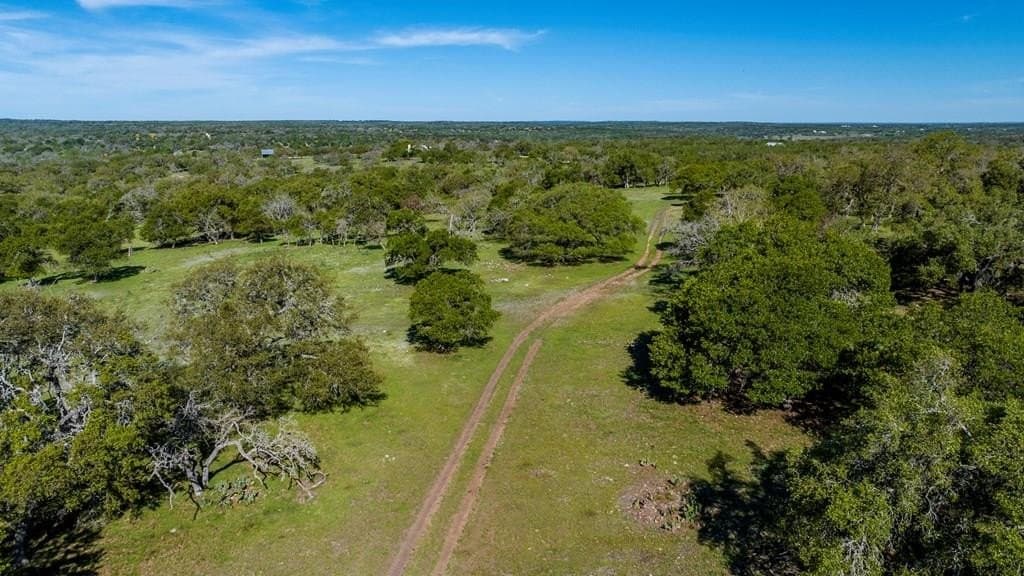 25 acres in Kerr County