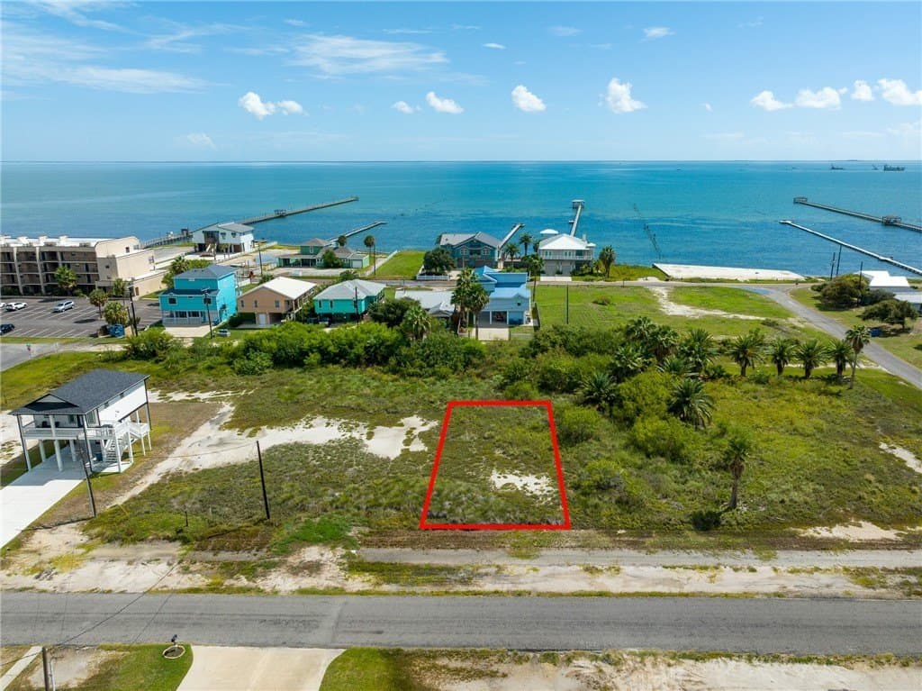 0.11 acres in Aransas County - photo 2
