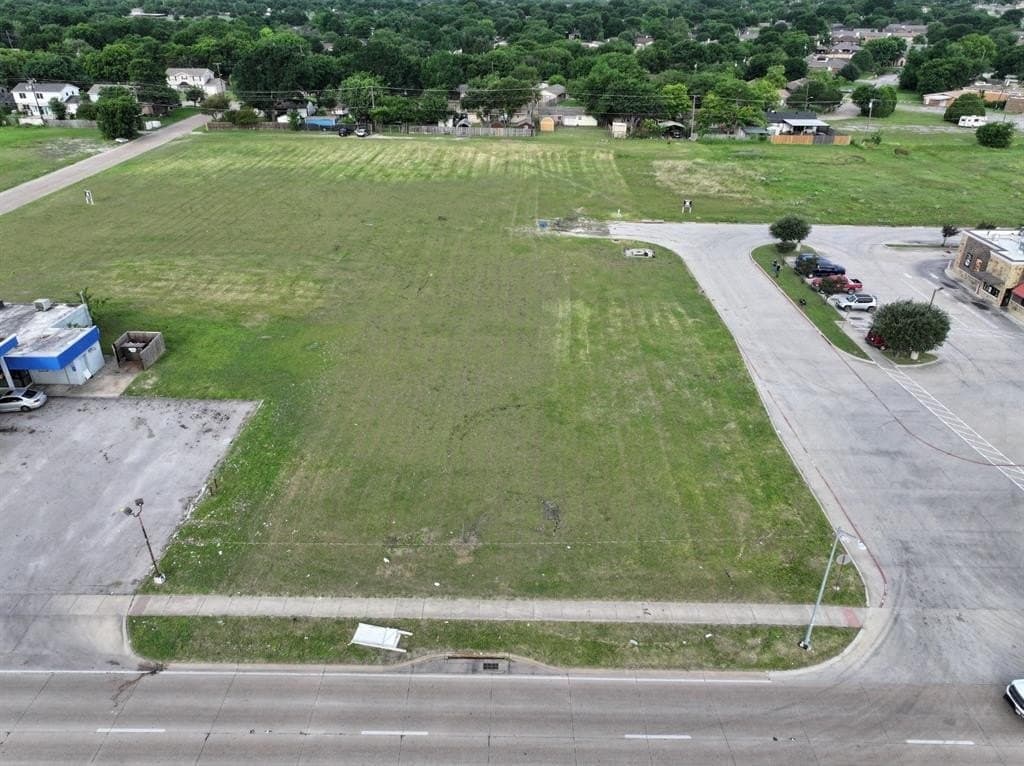 1.29 acres in Dallas County gallery image 3