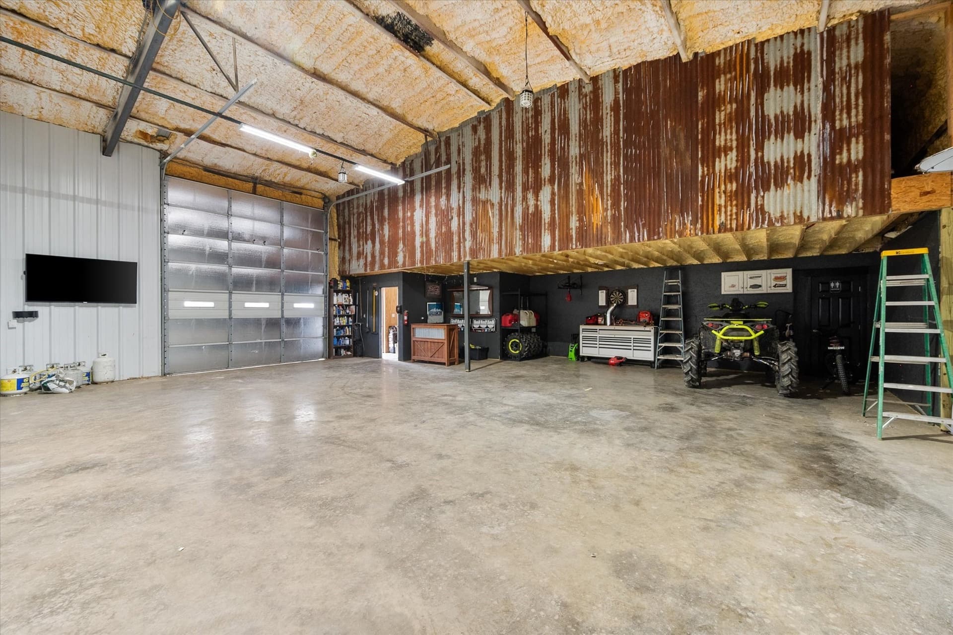 10 acres in Ellis County - photo 34