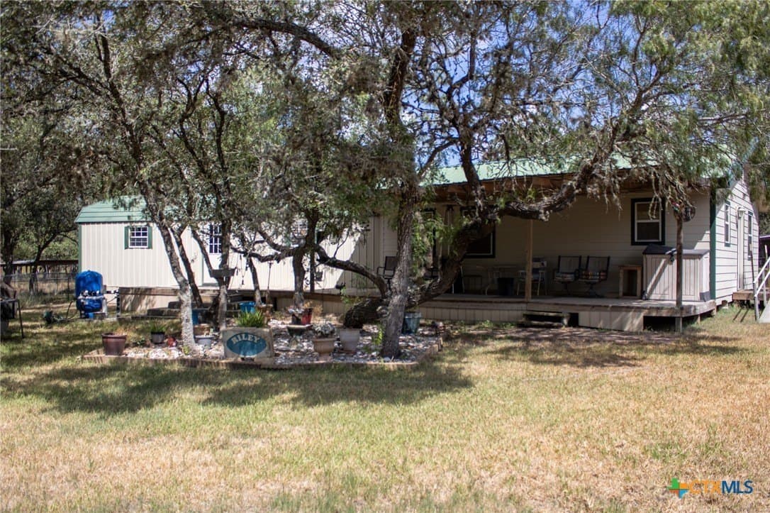 12.59 acres in Goliad County