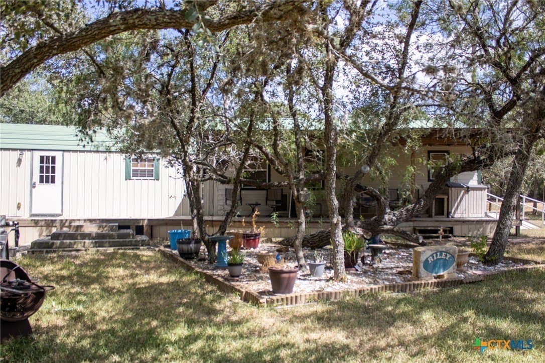 12.59 acres in Goliad County - photo 3