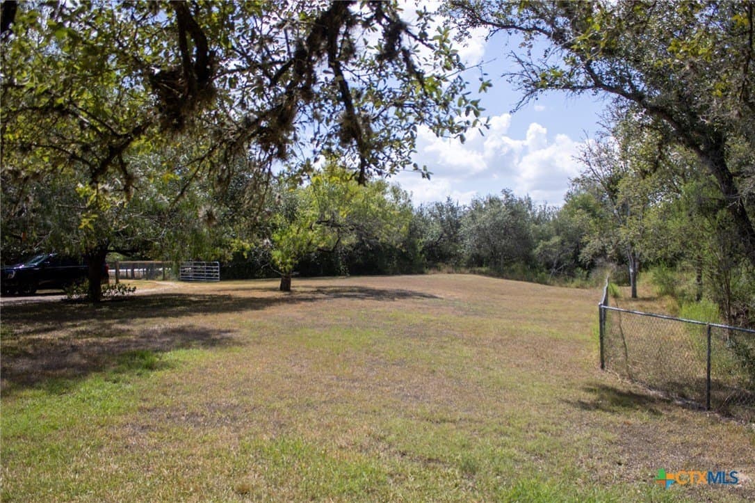12.59 acres in Goliad County - photo 14
