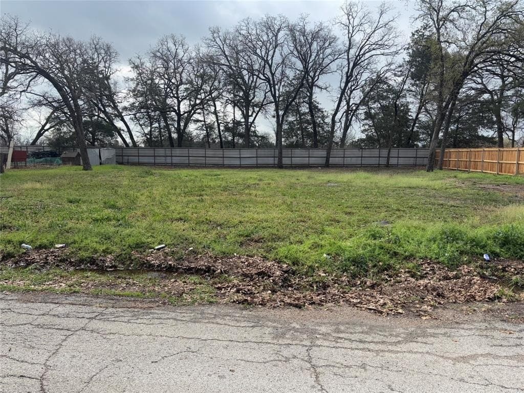 0.23 acres in Dallas County gallery image 2