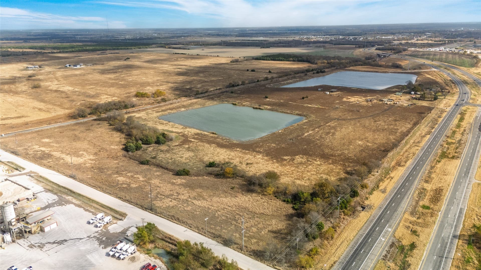 53.92 acres in Hunt County - photo 13