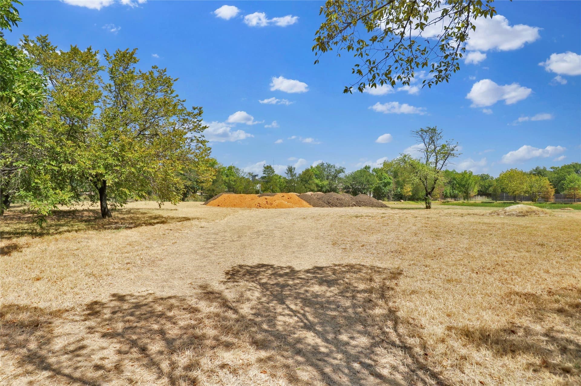 1.05 acres in Tarrant County - photo 6