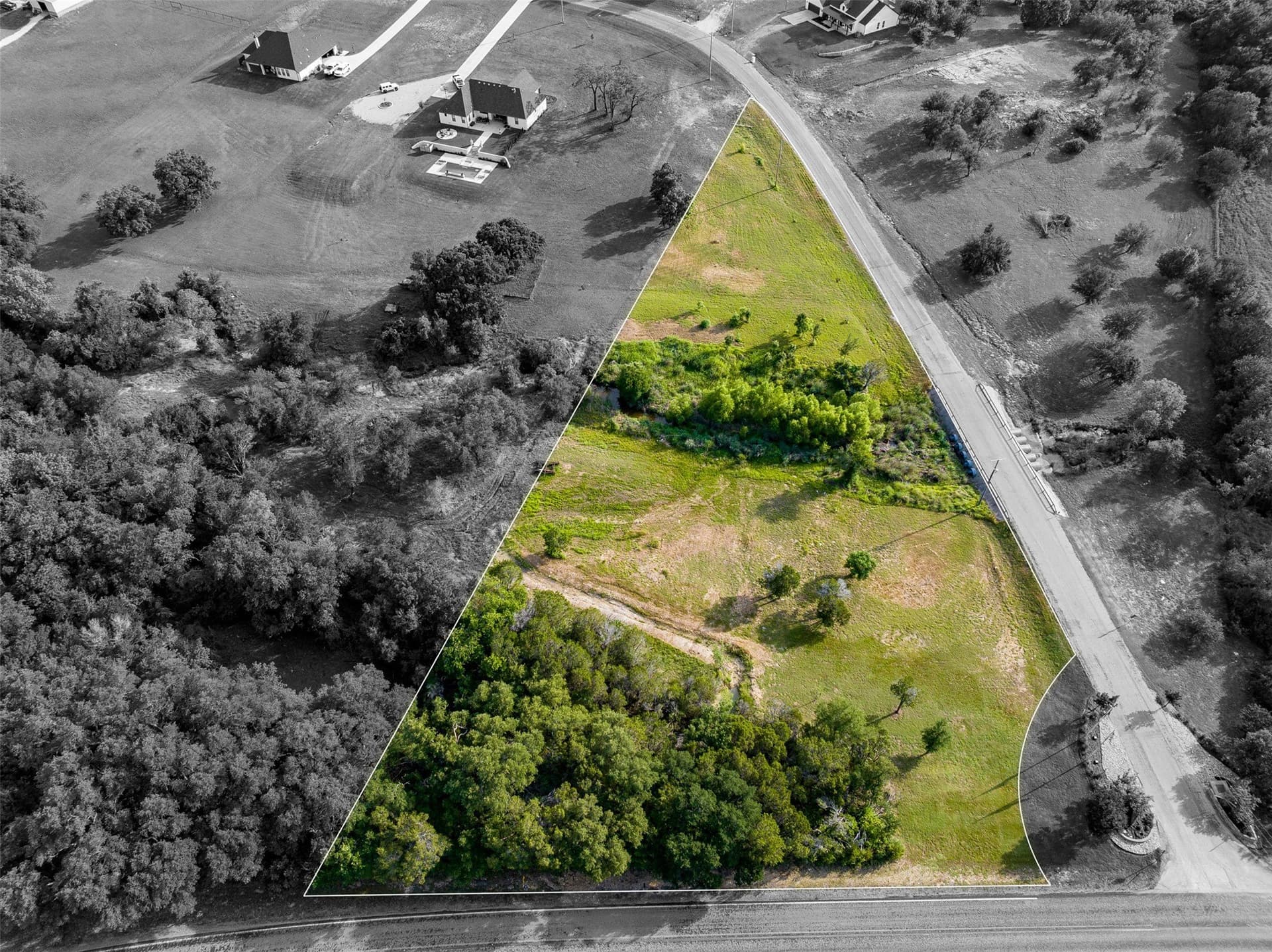 1.95 acres in Somervell County gallery image 4
