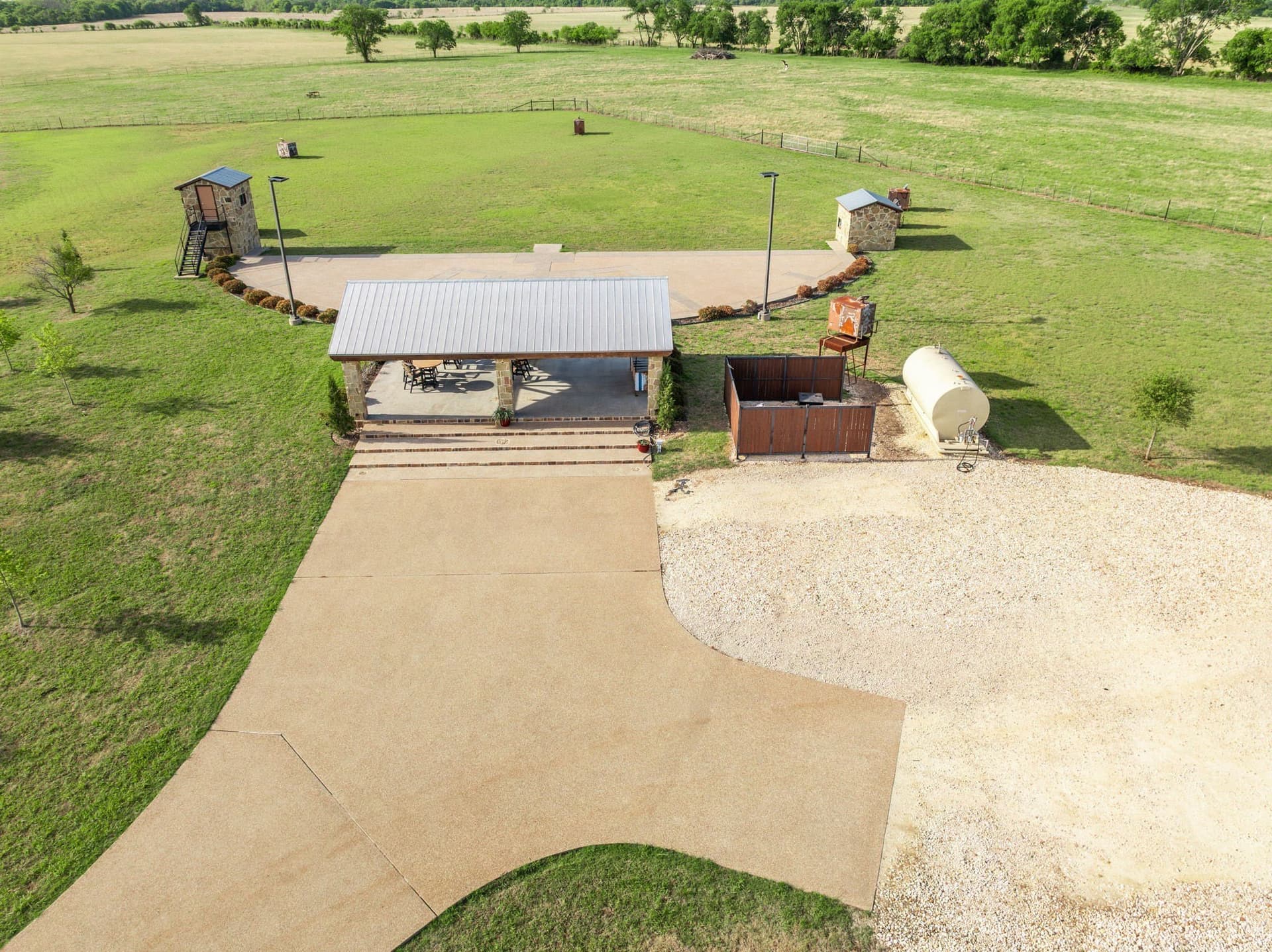 117.97 acres in Hill County - photo 33