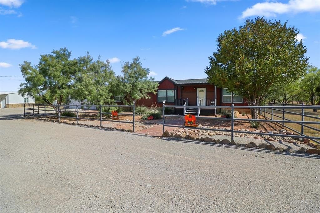 127.44 acres in Coleman County