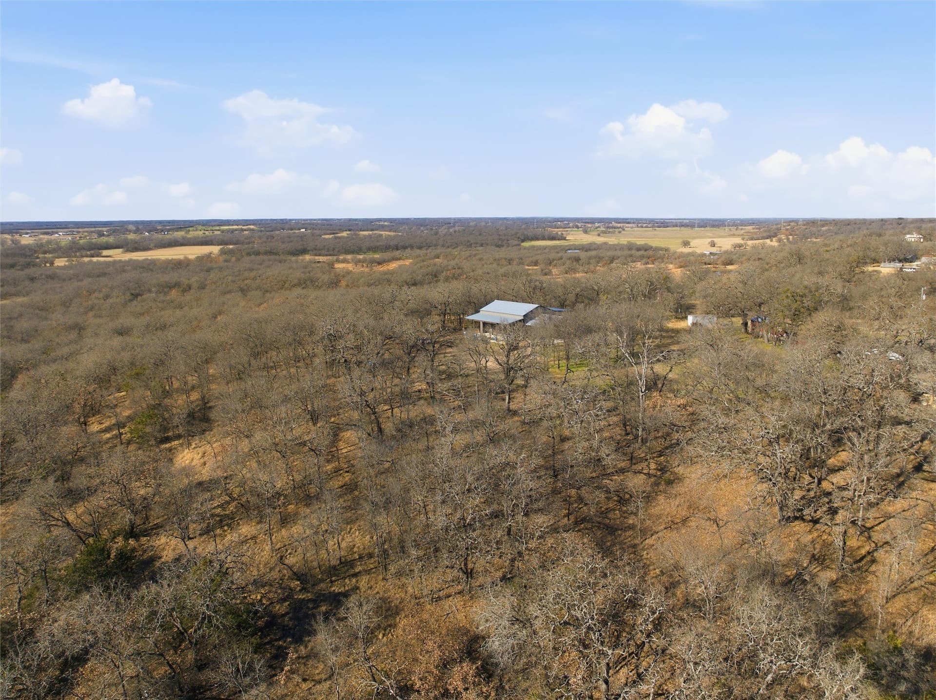 10 acres in McLennan County - photo 8