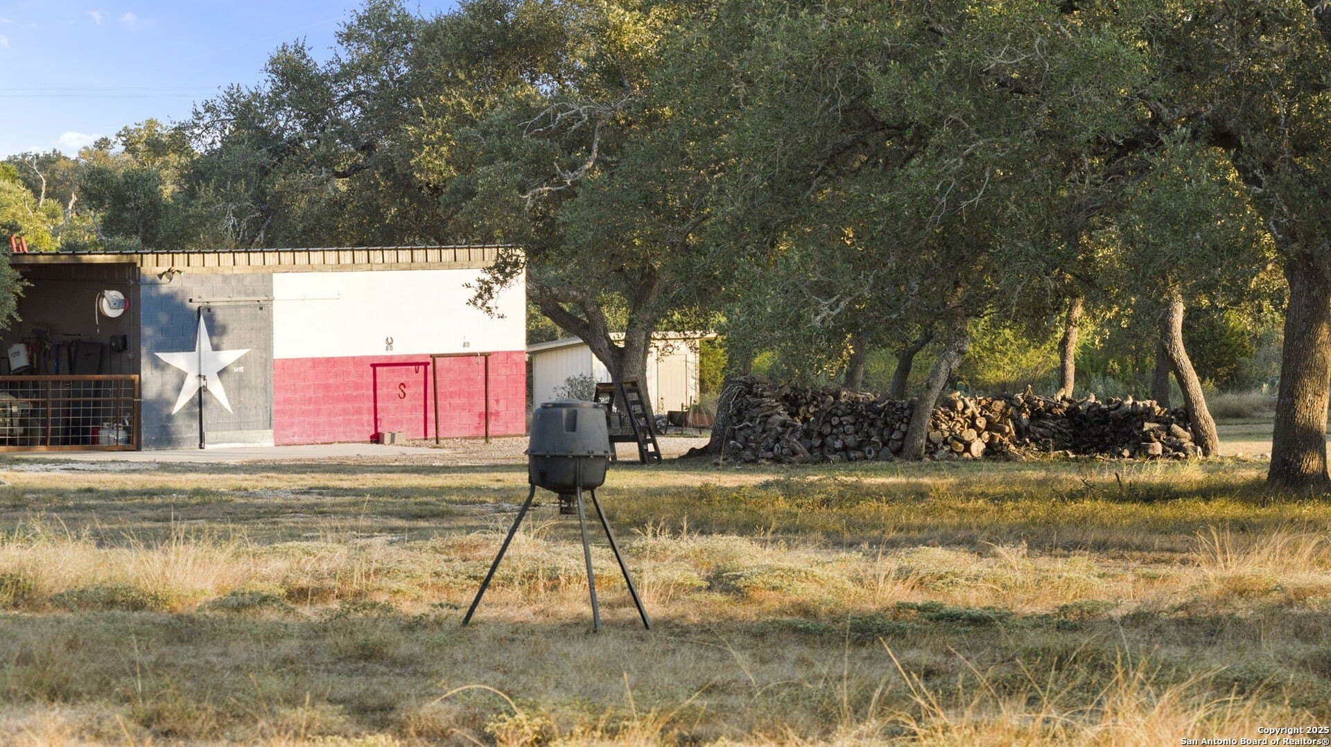 11 acres in Bexar County featured view