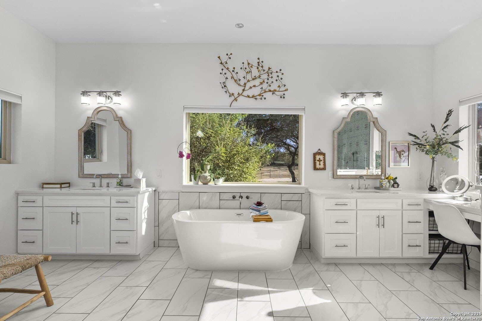 11 acres in Bexar County gallery image 3