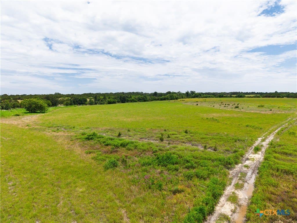10.01 acres in Hamilton County - photo 11