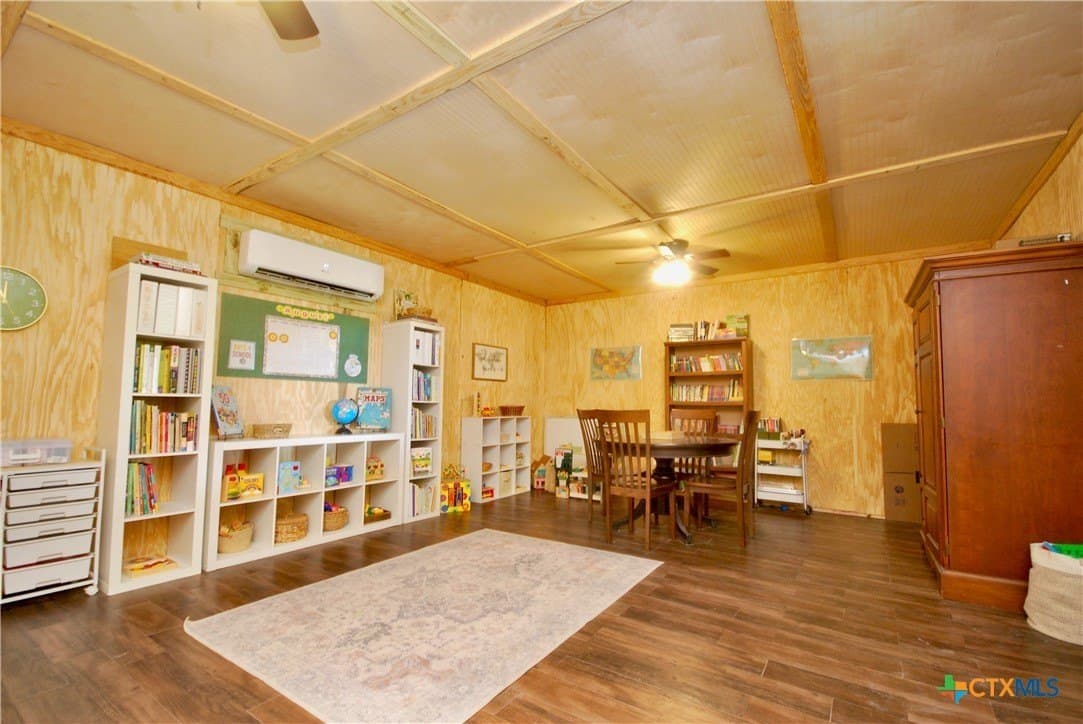 15.22 acres in Lavaca County - photo 36