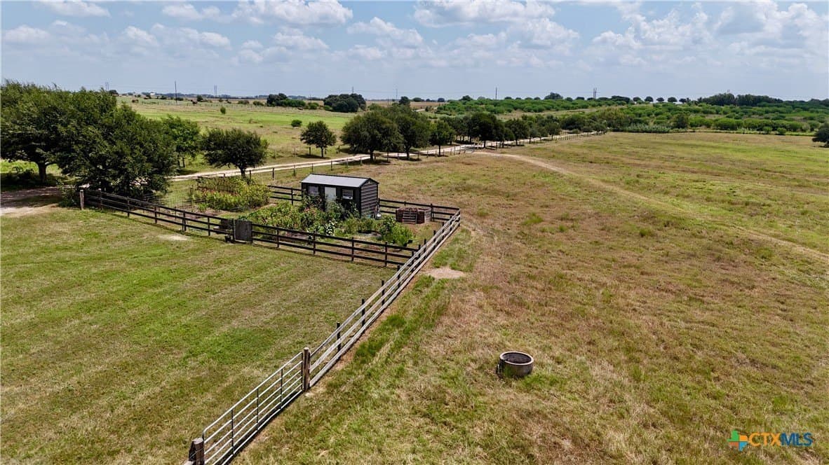 15.22 acres in Lavaca County - photo 40