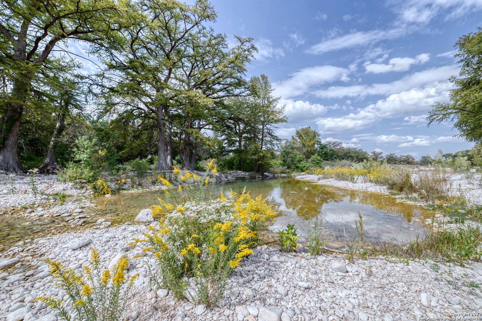 0.5 acres in Real County - photo 13