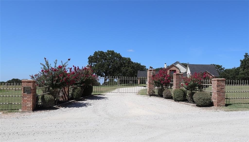 37 acres in Montague County featured view