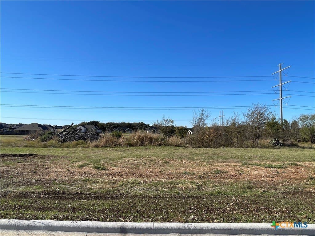 0.8 acres in Bell County