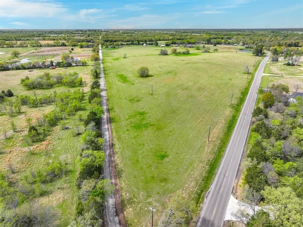 1.01 acres in Van Zandt County gallery image 4