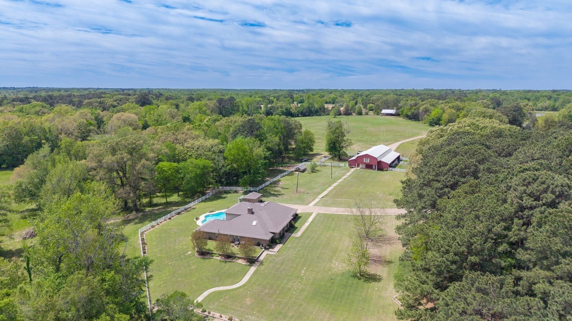 50 acres in Camp County
