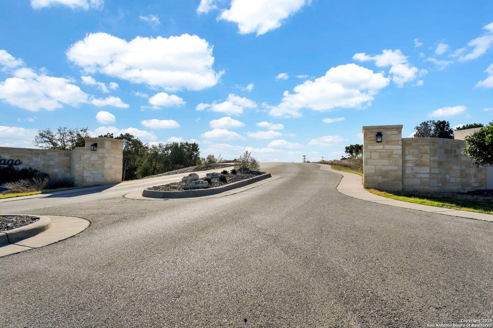 1.5 acres in Comal County gallery image 4