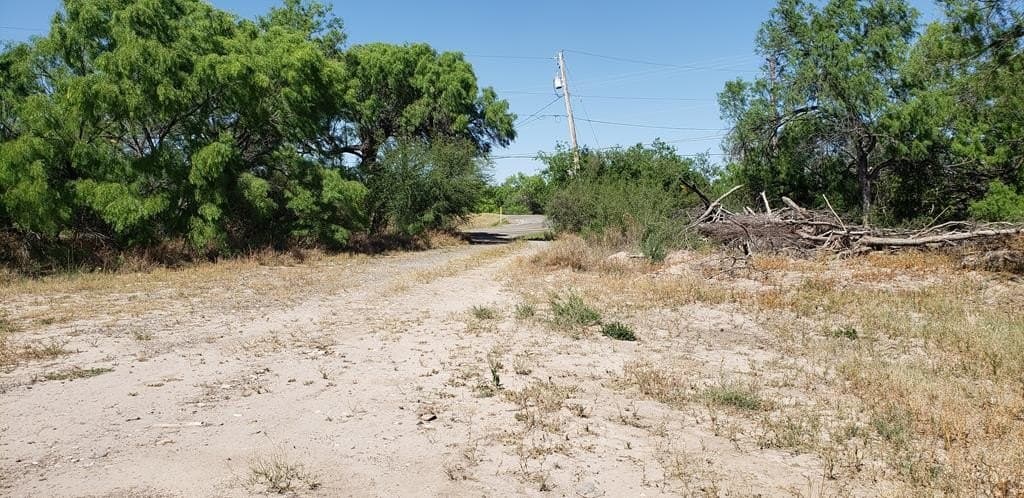 21.15 acres in Maverick County - photo 47