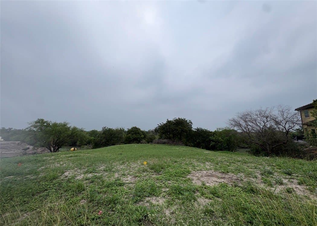 0.47 acres in Nueces County