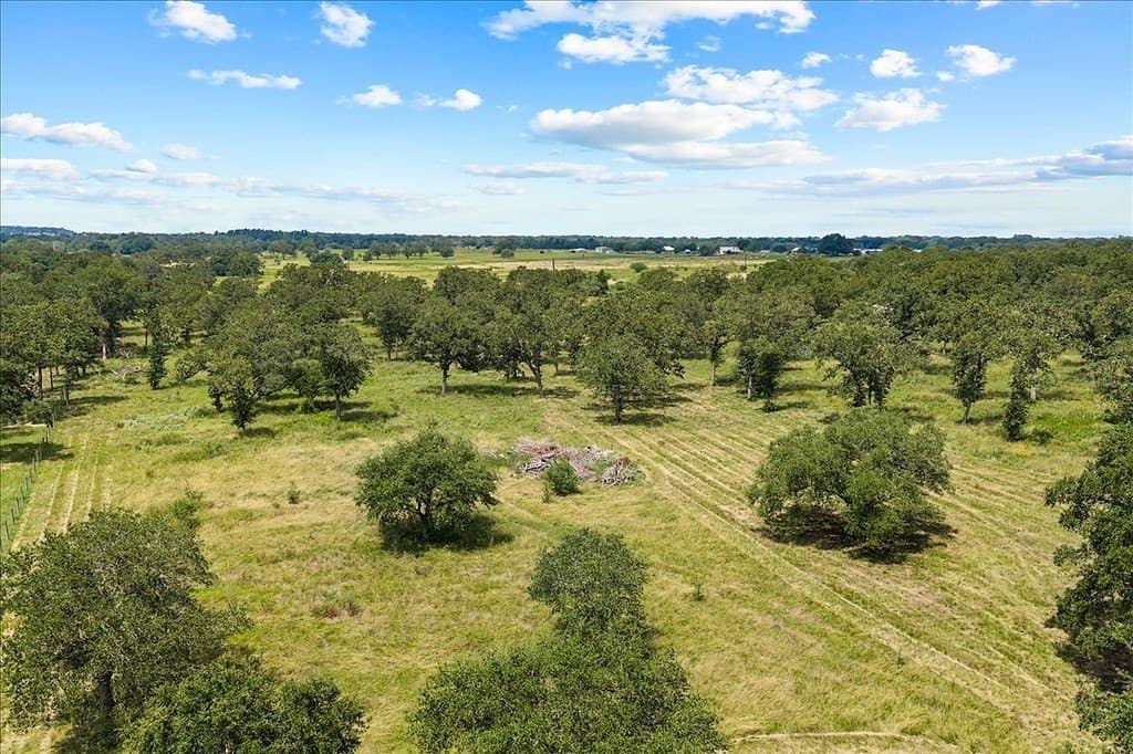 10 acres in Fayette County - photo 13