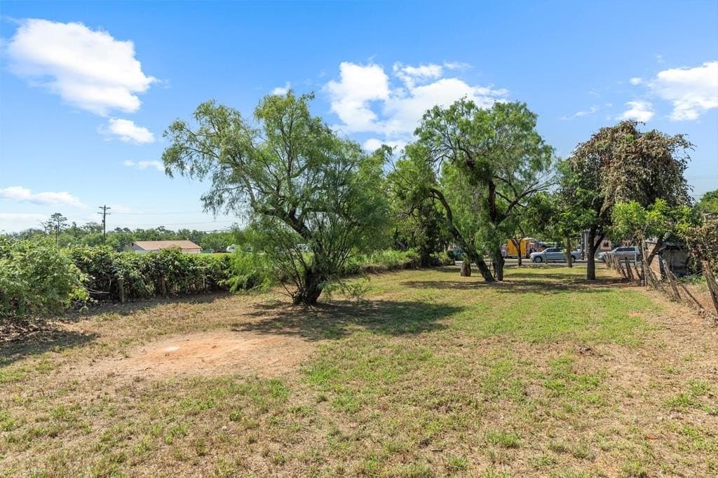 0.17 acres in Gillespie County - photo 6