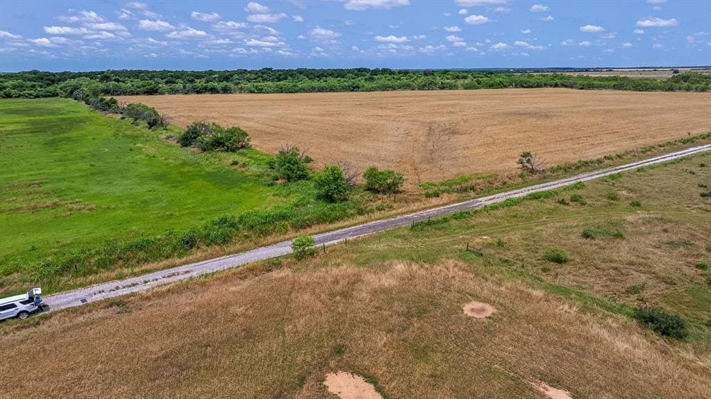 10 acres in Young County