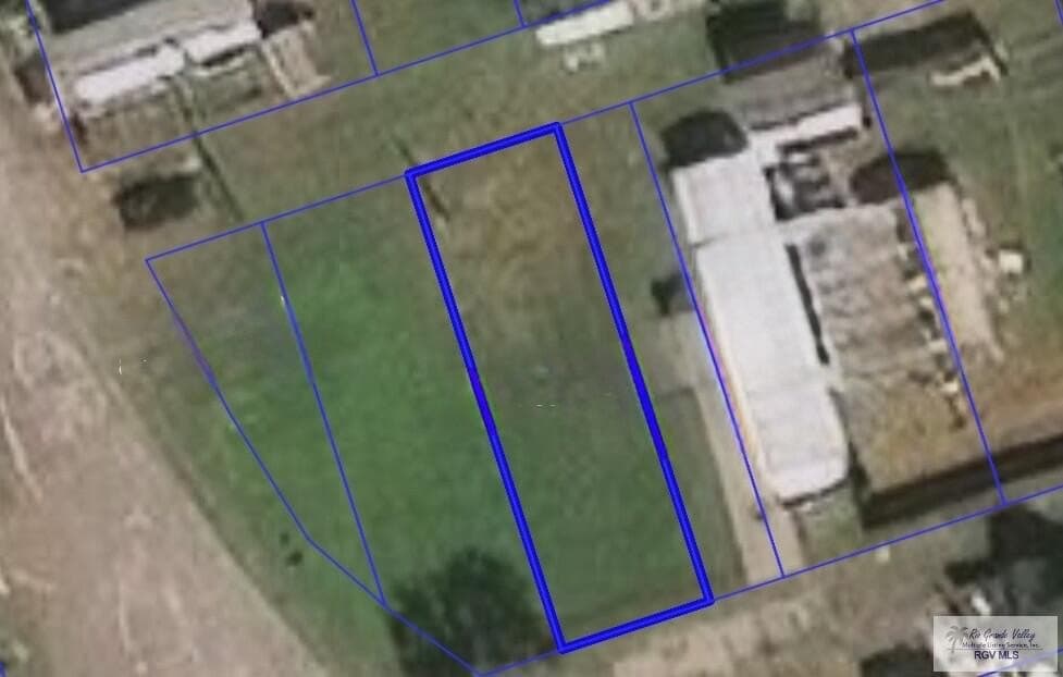 0.21 acres in CAMERON County - photo 8