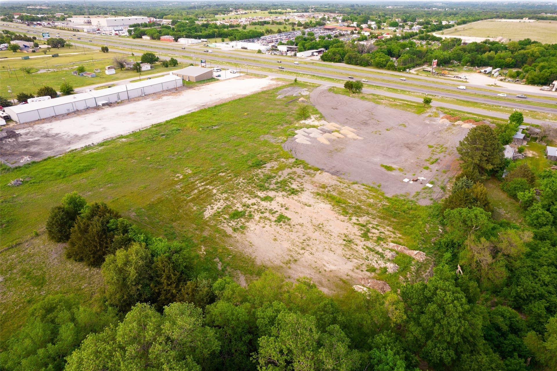 2.07 acres in Johnson County gallery image 3