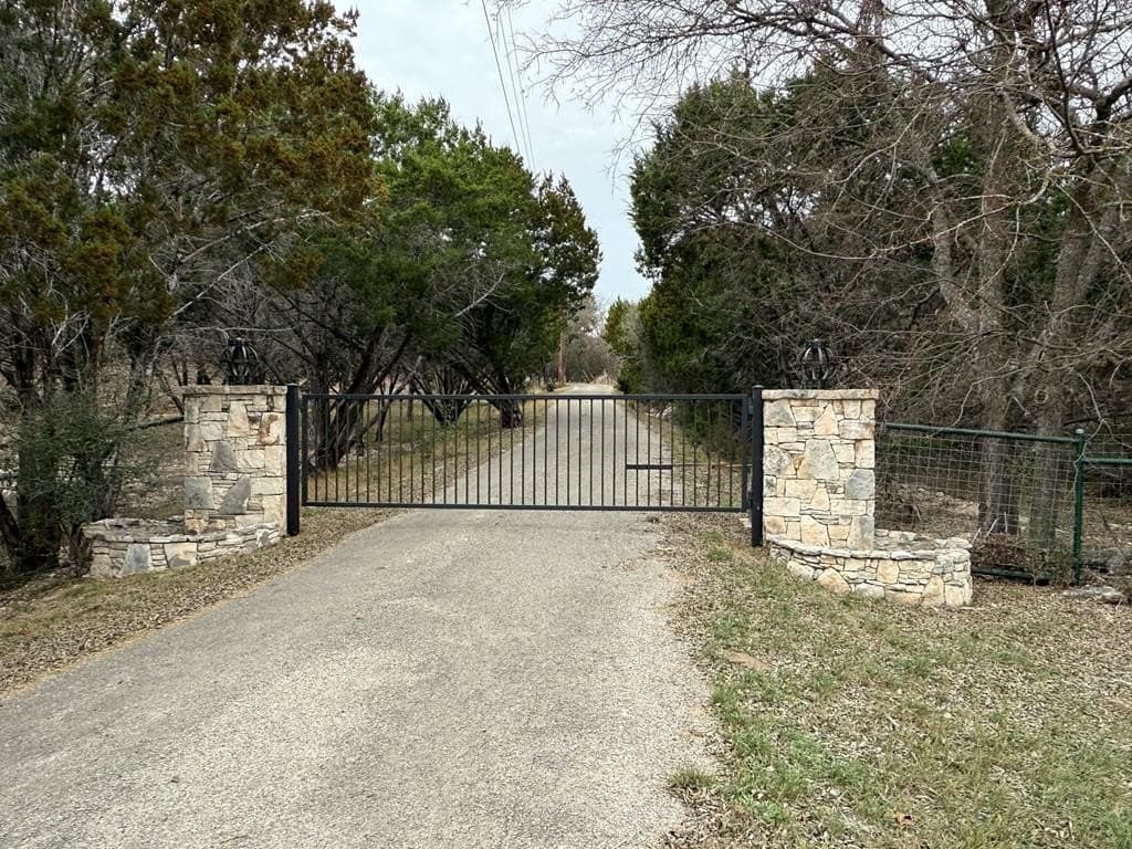 19.07 acres in Kerr County - photo 9